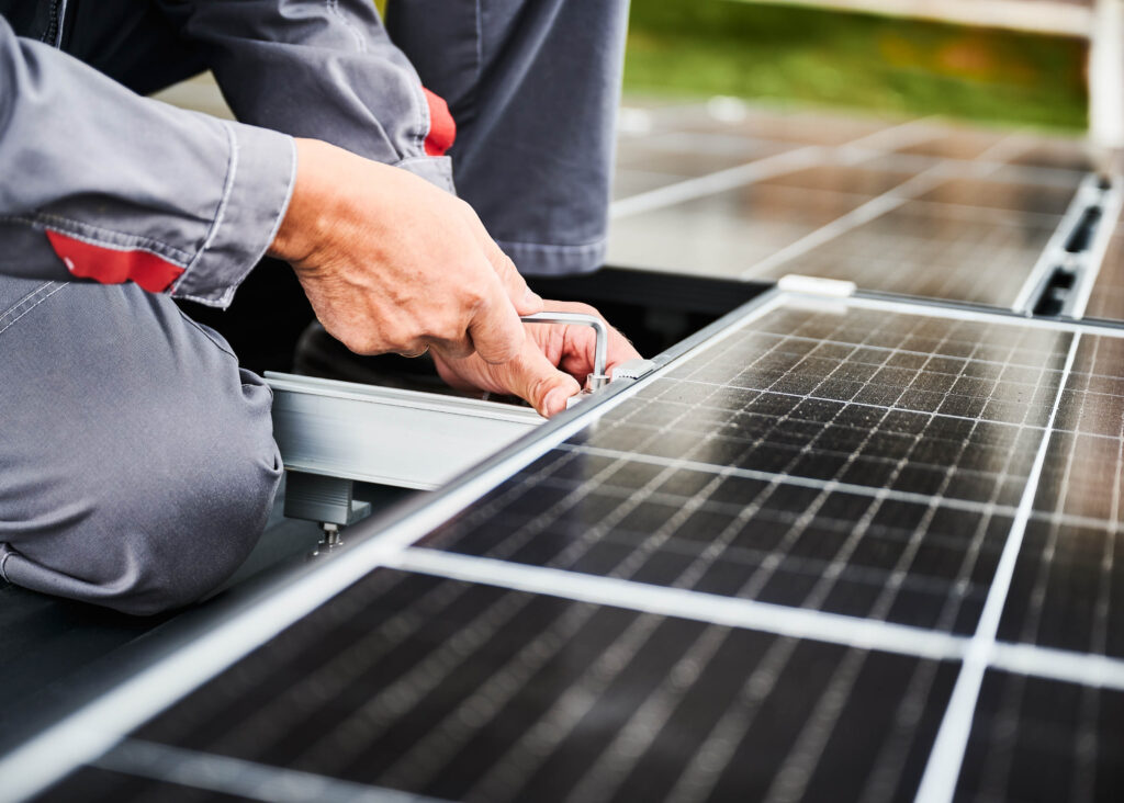 How to Choose the Right Solar Panel System for Your Home