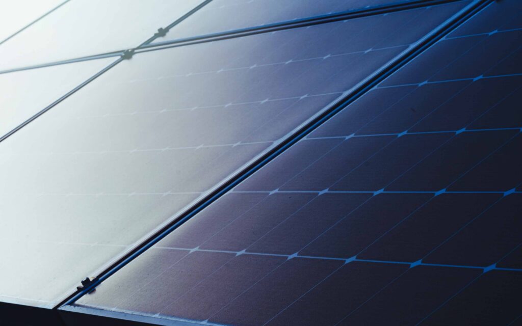 Solar panel output in Arizona for residential solar panels on a rooftop