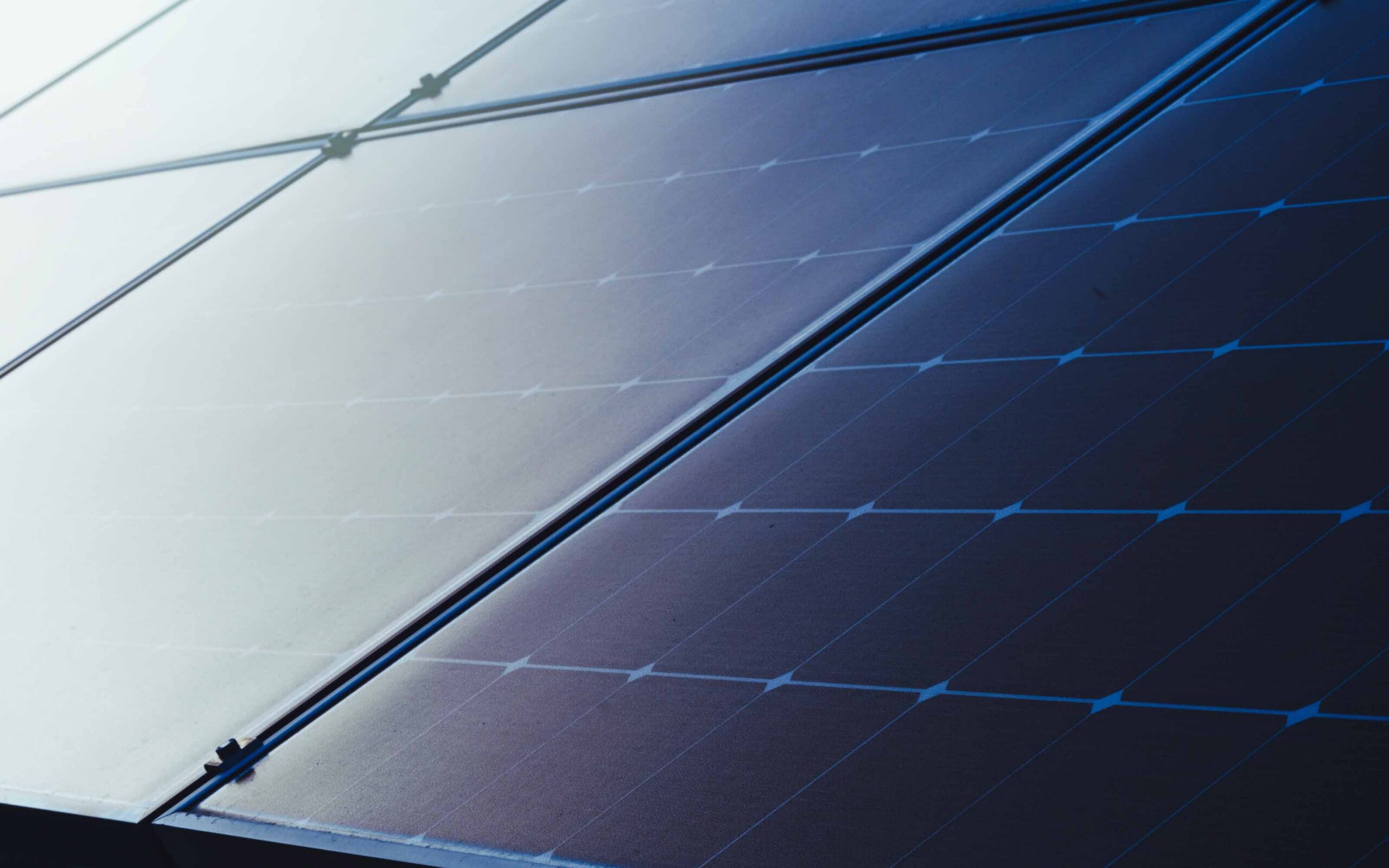 Solar panel output in Arizona for residential solar panels on a rooftop